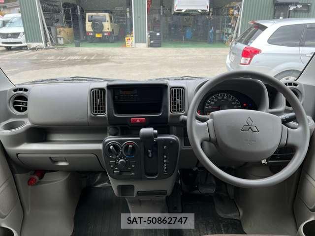 Mitsubishi MINICAB VAN 2025-03 8224632-2