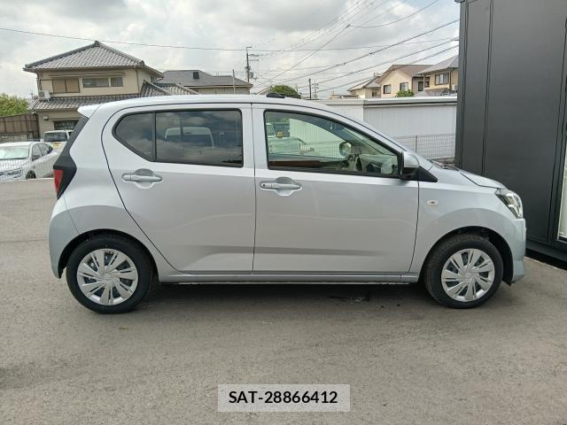 Daihatsu MIRA 2024 8216660-3
