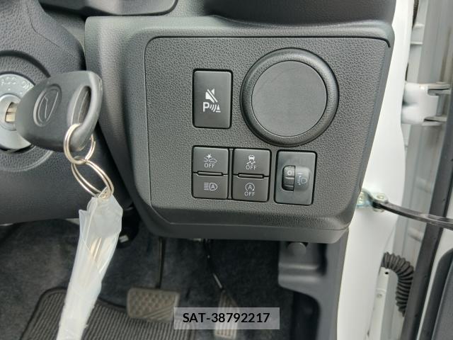 Daihatsu MIRA 2024-12 8216661-12