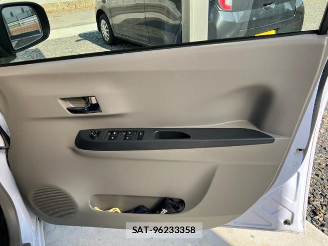 Daihatsu MIRA 2016-03 8216724-8