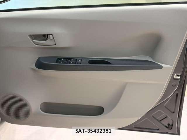 Daihatsu MIRA 2013-10 8218153-4