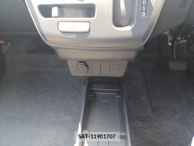 Daihatsu MIRA 2025-10 8220176-3