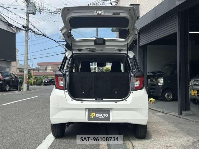 Daihatsu MIRA 2019-06 8220647-19