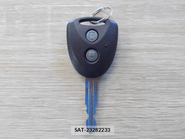 Daihatsu MIRA 2014-06 8221006-10