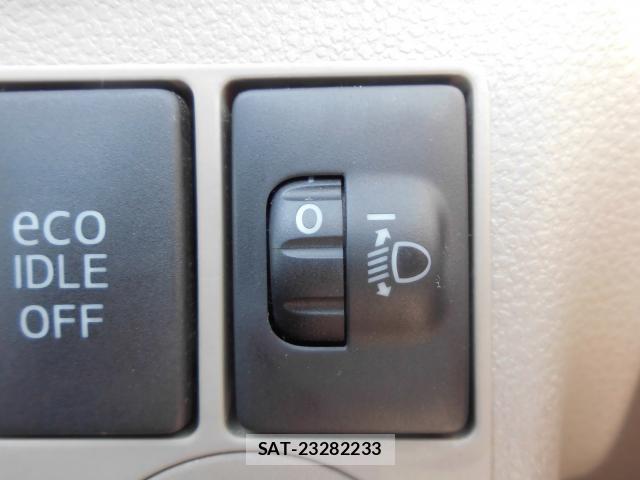 Daihatsu MIRA 2014-06 8221006-8
