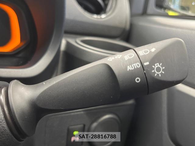 Daihatsu MIRA 2021-07 8221631-6