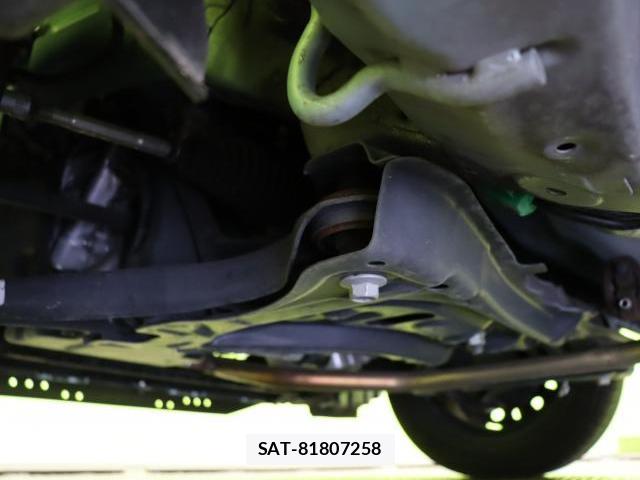 Daihatsu MIRA 2022-04 8222301-13