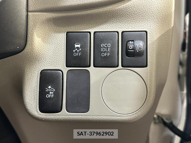 Daihatsu MIRA 2015-06 8224048-6