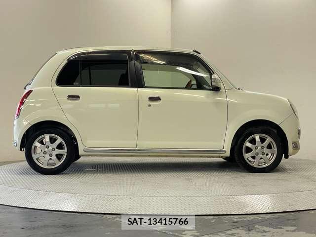 Daihatsu MIRA 2007-03 8224180-17