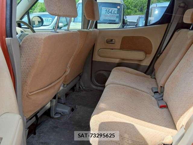 Nissan MOCO 2009-10 8216855-19