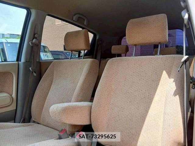 Nissan MOCO 2009-10 8216855-9