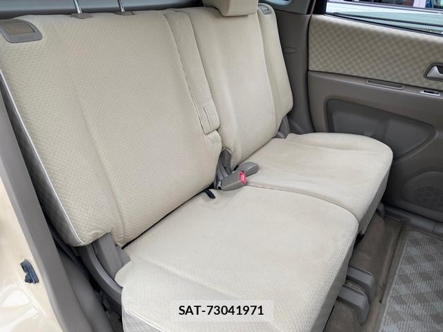 Nissan MOCO 2005-04 8218183-12