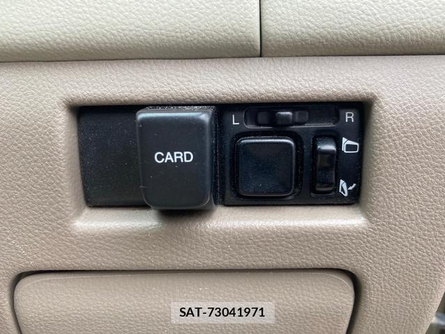 Nissan MOCO 2005-04 8218183-9