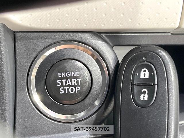 Nissan MOCO 2011-10 8222661-3