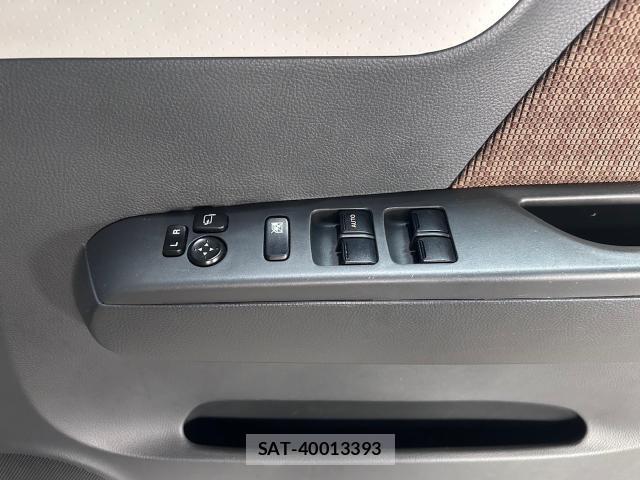 Nissan MOCO 2011-12 8223663-14