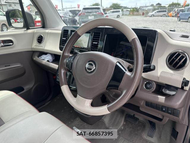 Nissan MOCO 2014-02 8224437-12