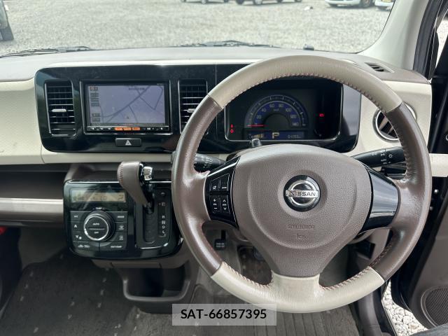 Nissan MOCO 2014-02 8224437-16