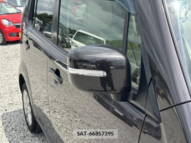 Nissan MOCO 2014-02 8224437-6