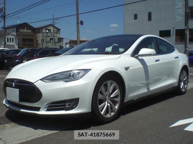 Tesla MODEL S 2014-12 8217114-0