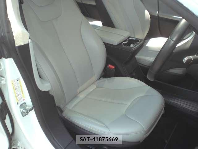 Tesla MODEL S 2014-12 8217114-7