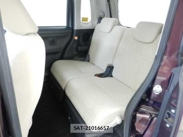 Daihatsu MOVE CANBUS 2017-11 8223936-17