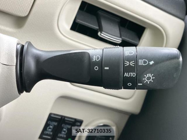 Daihatsu MOVE CANBUS 2019-04 8225096-16