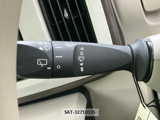 Daihatsu MOVE CANBUS 2019-04 8225096-17