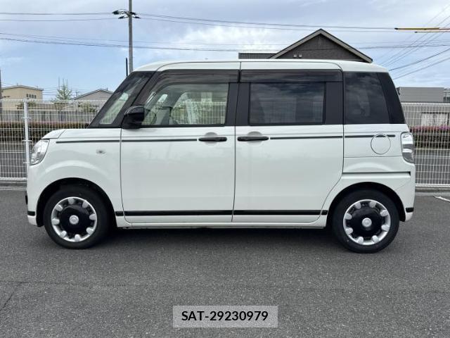 Daihatsu MOVE CANBUS 2022-04 8225274-1