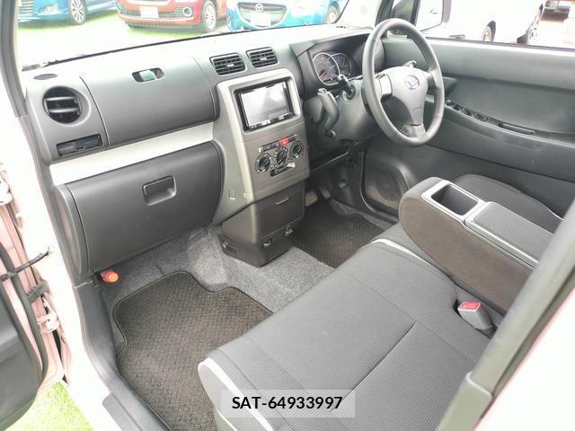 Daihatsu MOVE CONTE 2015-06 8220595-12