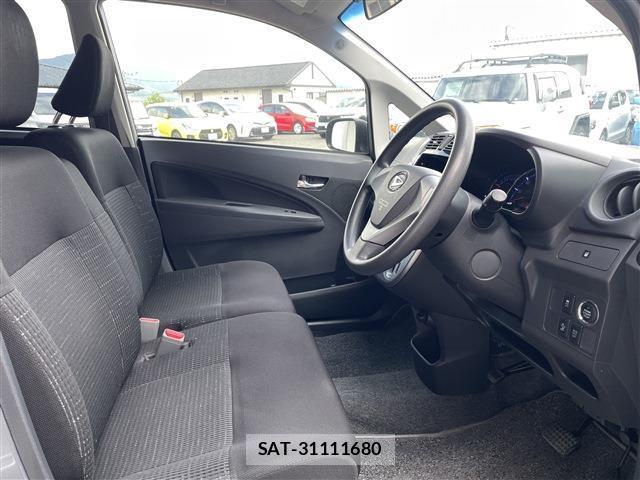 Daihatsu MOVE 2013-09 8216087-5