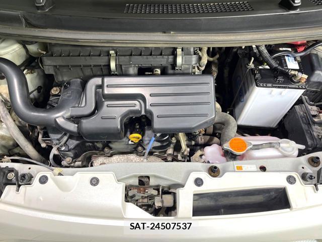 Daihatsu MOVE 2012-03 8217108-18