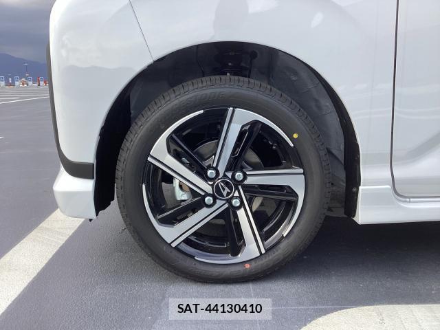 Daihatsu MOVE 2026-03 8217231-6