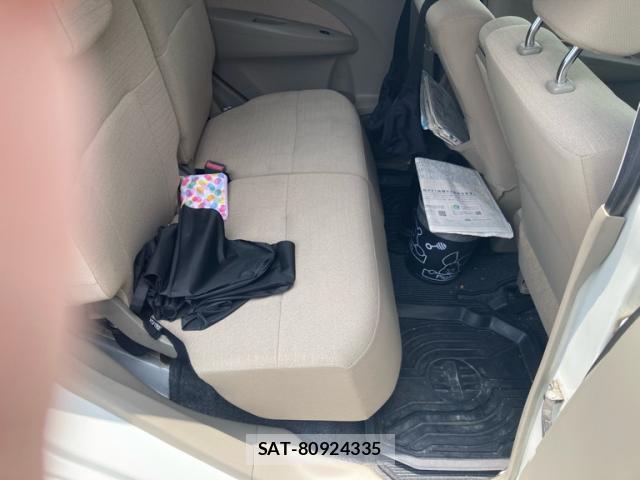 Daihatsu MOVE 2013-11 8218440-10