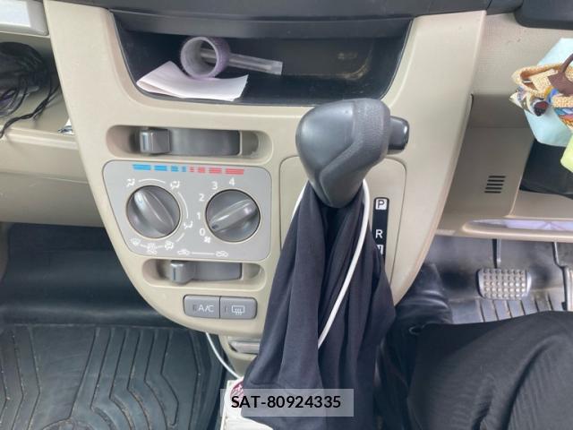 Daihatsu MOVE 2013-11 8218440-19