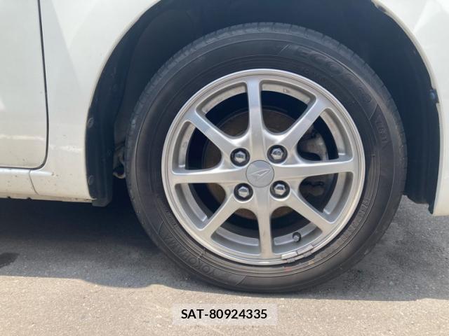Daihatsu MOVE 2013-11 8218440-4