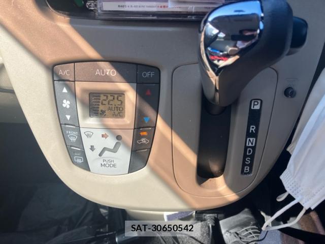 Daihatsu MOVE 2013-05 8219564-11
