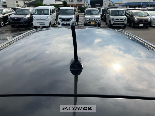 Daihatsu MOVE 2011-01 8219811-9