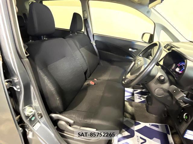 Daihatsu MOVE 2013-02 8220394-8