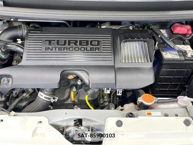 Daihatsu MOVE 2017-11 8220854-17