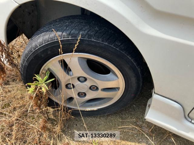 Daihatsu MOVE 2002-07 8220902-6
