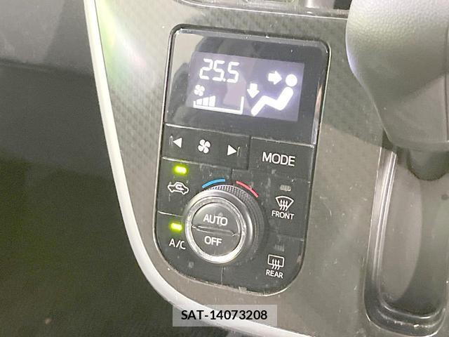 Daihatsu MOVE 2017-04 8221855-6