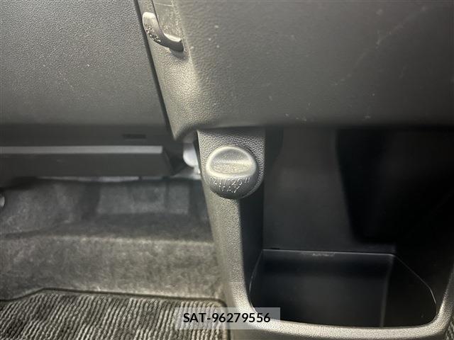 Daihatsu MOVE 2015-03 8222445-13