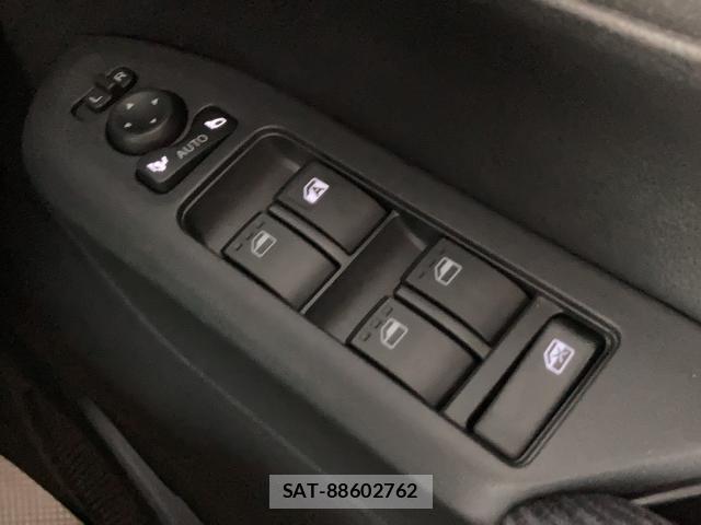 Daihatsu MOVE 2025-06 8223917-19