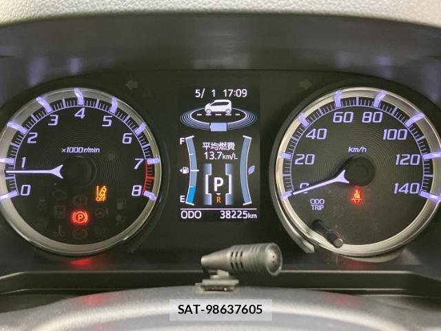 Daihatsu MOVE 2017-10 8225135-13