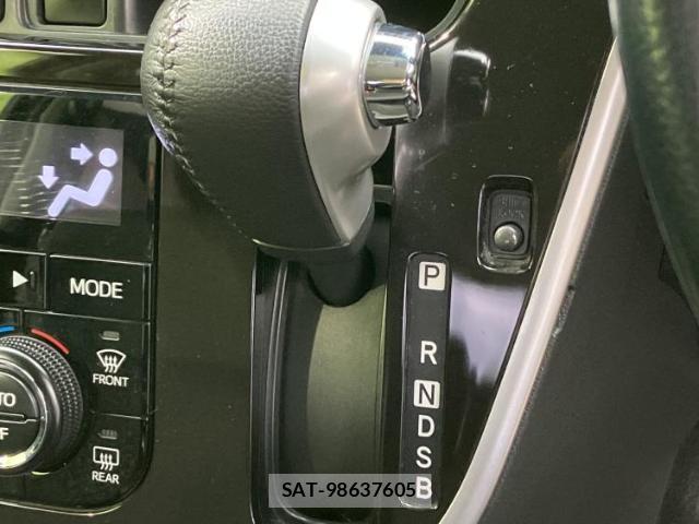 Daihatsu MOVE 2017-10 8225135-17