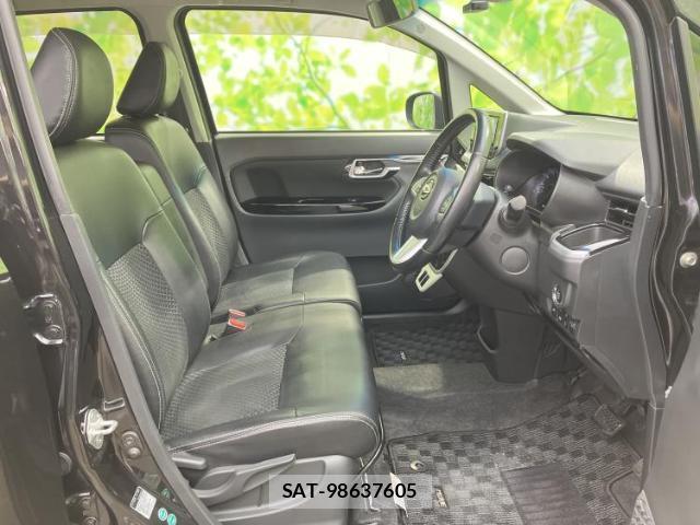 Daihatsu MOVE 2017-10 8225135-4