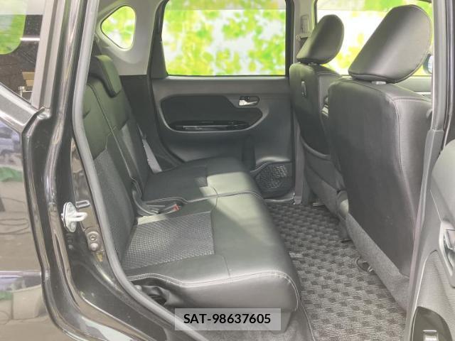 Daihatsu MOVE 2017-10 8225135-5