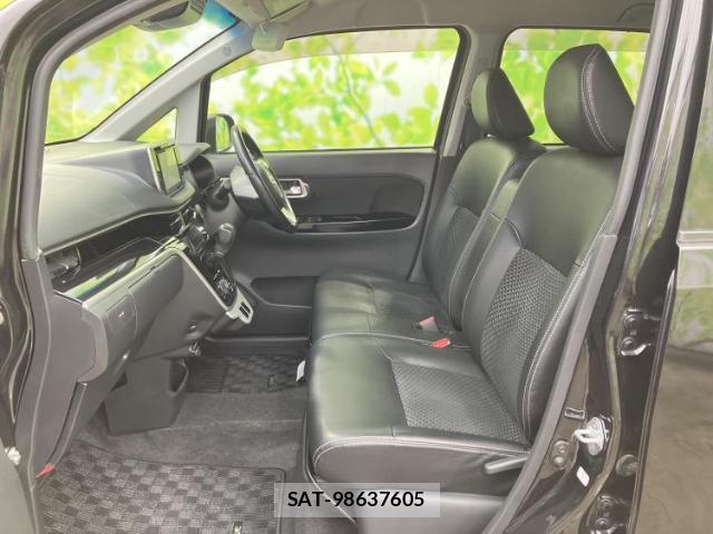 Daihatsu MOVE 2017-10 8225135-6