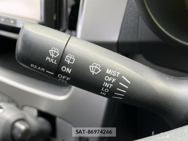 Daihatsu MOVE 2013-02 8225279-11