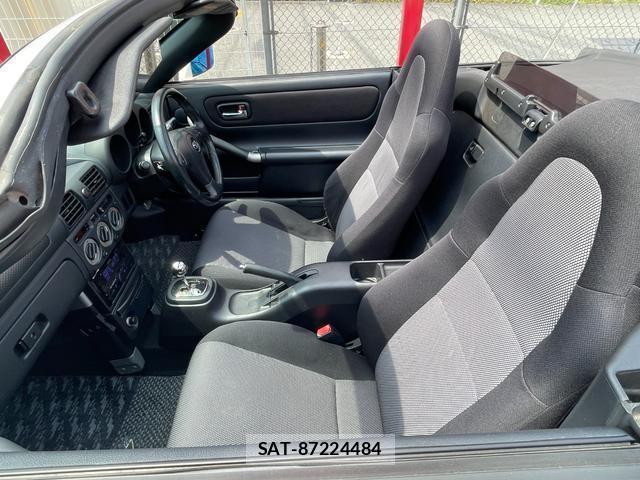 Toyota MR-S 2002-04 8220880-15